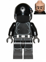 Imperial Gunner - Helmet with Silver Imperial Logo, Light Nougat Head, Closed Mouth | sw0529