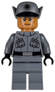 First Order Officer (Lieutenant / Captain) - Male | sw0670
