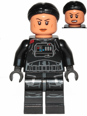 Iden Versio (commandant de l'escouade Inferno)