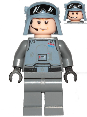 General Maximillian Veers - Helmet with Goggles Print | sw1101